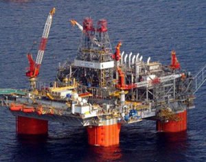 Cleaning of semi-submersible rig